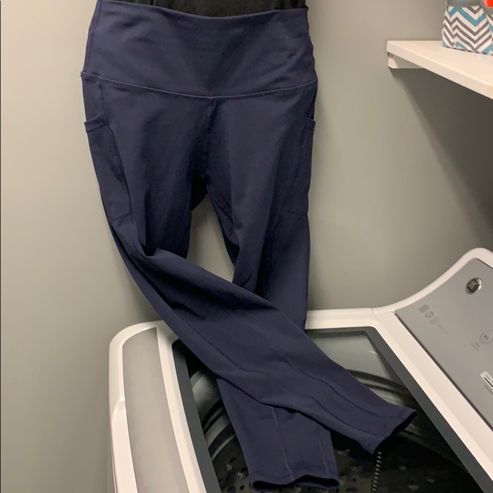 Leggings Navy Blue XL fit like a Large